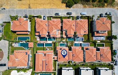 Kuşadası Karaovada Özel Havuzlu Villa