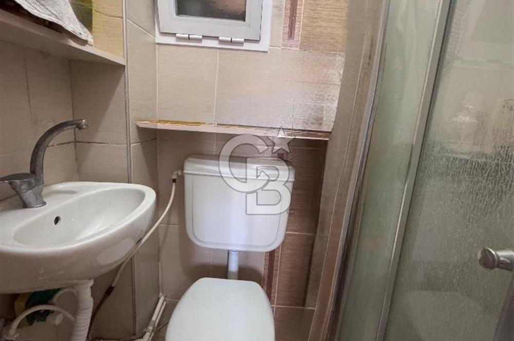 Karşıyaka Nergiz'de Doğalgazlı Ebeveyn Banyolu Satılık 2+1 Daire