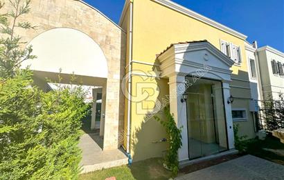 Kuşadası Karaovada Özel Havuzlu Villa