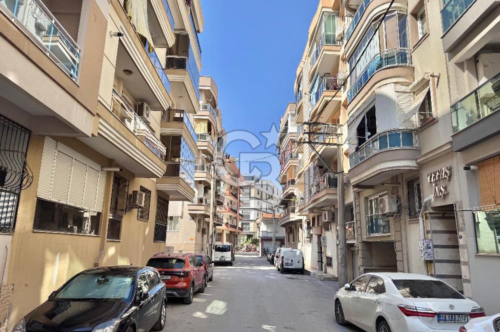 Karşıyaka Nergiz'de Doğalgazlı Ebeveyn Banyolu Satılık 2+1 Daire