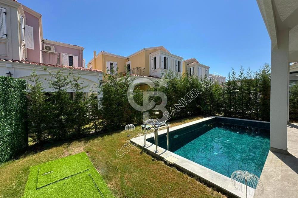 Kuşadası Karaovada Özel Havuzlu Villa