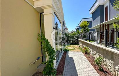 Kuşadası Karaovada Özel Havuzlu Villa