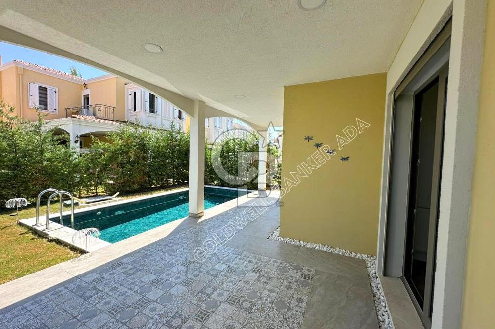 Kuşadası Karaovada Özel Havuzlu Villa