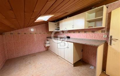 URLA MERKEZDE KİRALIK ÇATI KATI 1+1 DAİRE