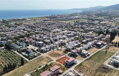 İZMİR SEFERİHİSAR DOĞANBEY'DE SATILIK VİLLA İMARLI ARSA