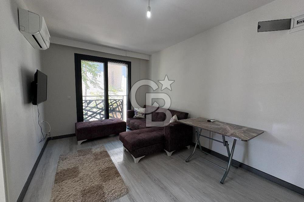 URLA MERKEZDE 1+1 EŞYALI BAHÇELİ KİRALIK DAİRE