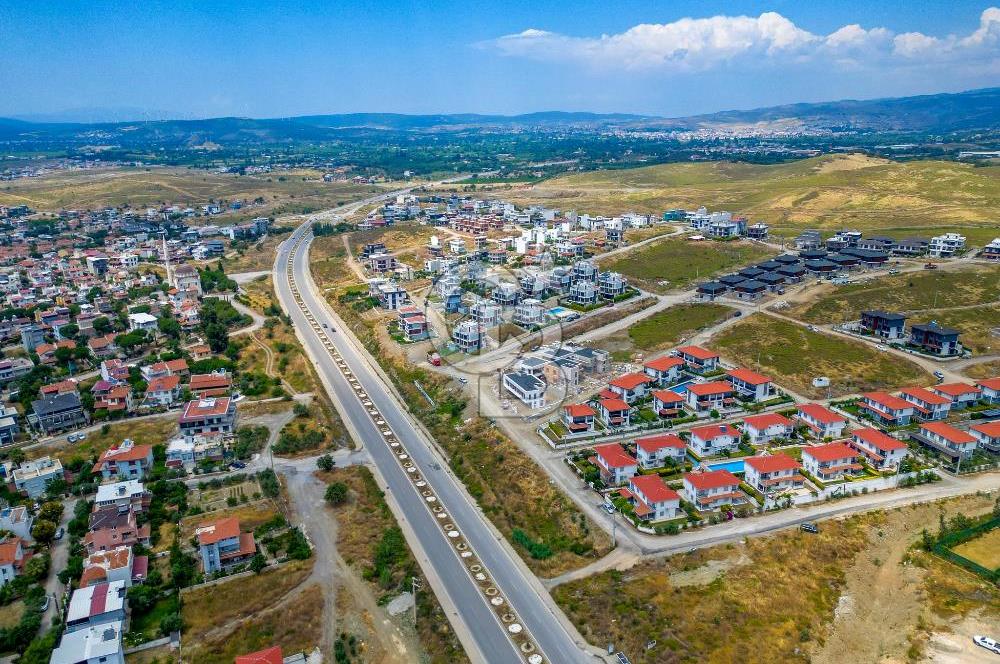 SEFERİHİSAR AKARCA DENİZ MANZARALI 4+1 SATILIK VİLLA