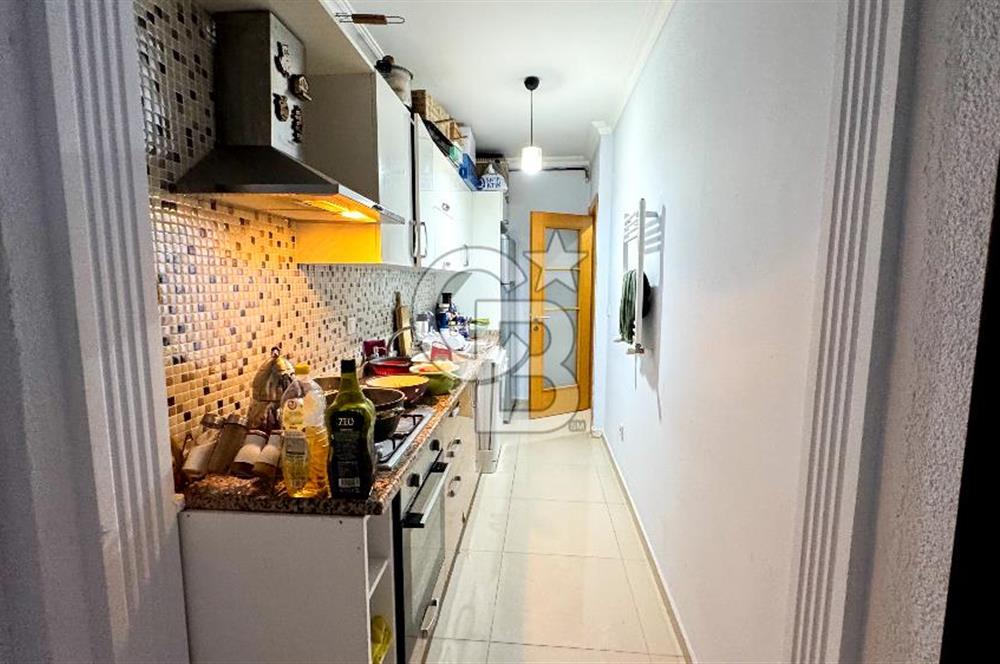 CEVİZLİ'DE SATILIK 2+1 ARA KAT DAİRE