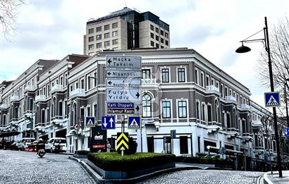 Modern Eşyalı Kiralık Beşiktaş Akaretler 4+1 Prestijli Konum