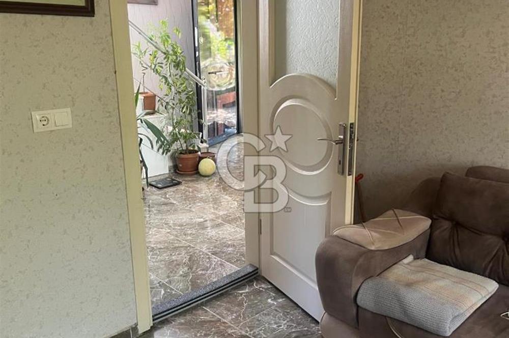 İzmir Kınık Yayakent'de Acil Satılık Çiftlik