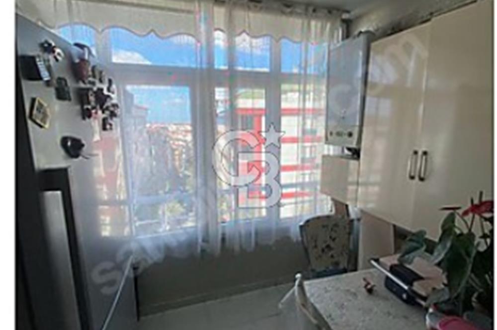 ARNAVUTKÖY'DE CADDE CEPHE SATILIK GENİŞ DUBLEKS