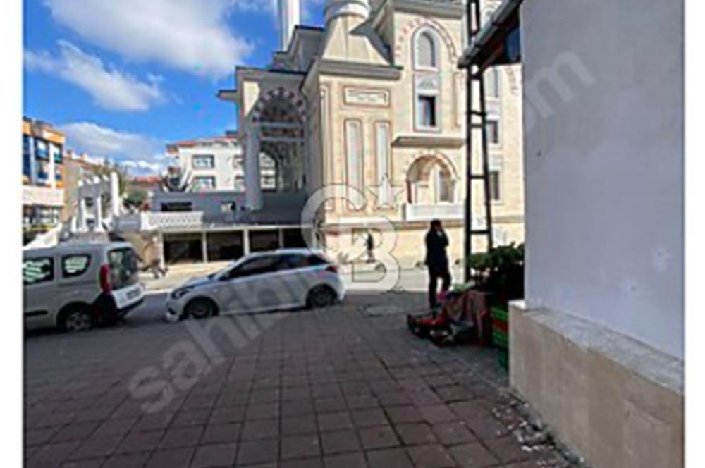 ARNAVUTKÖY'DE CADDE CEPHE SATILIK GENİŞ DUBLEKS