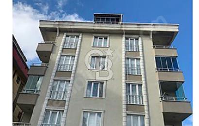 ARNAVUTKÖY'DE CADDE CEPHE SATILIK GENİŞ DUBLEKS