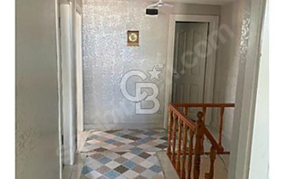ARNAVUTKÖY'DE CADDE CEPHE SATILIK GENİŞ DUBLEKS