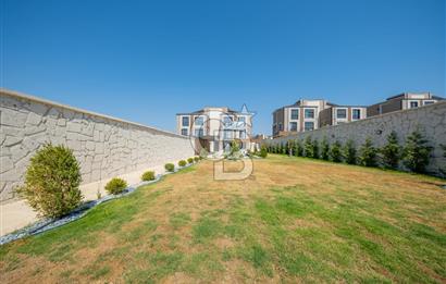 BAHÇE ŞEHİR İYONYA KONAKLARI SATILIK HAVUZLU VİLLA
