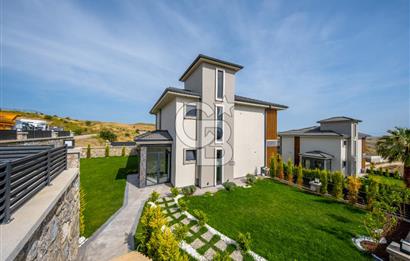 800 M2 ARSA İÇERİSİNDE MÜSTAKİL HAVUZLU MUHTEŞEM VİLLA