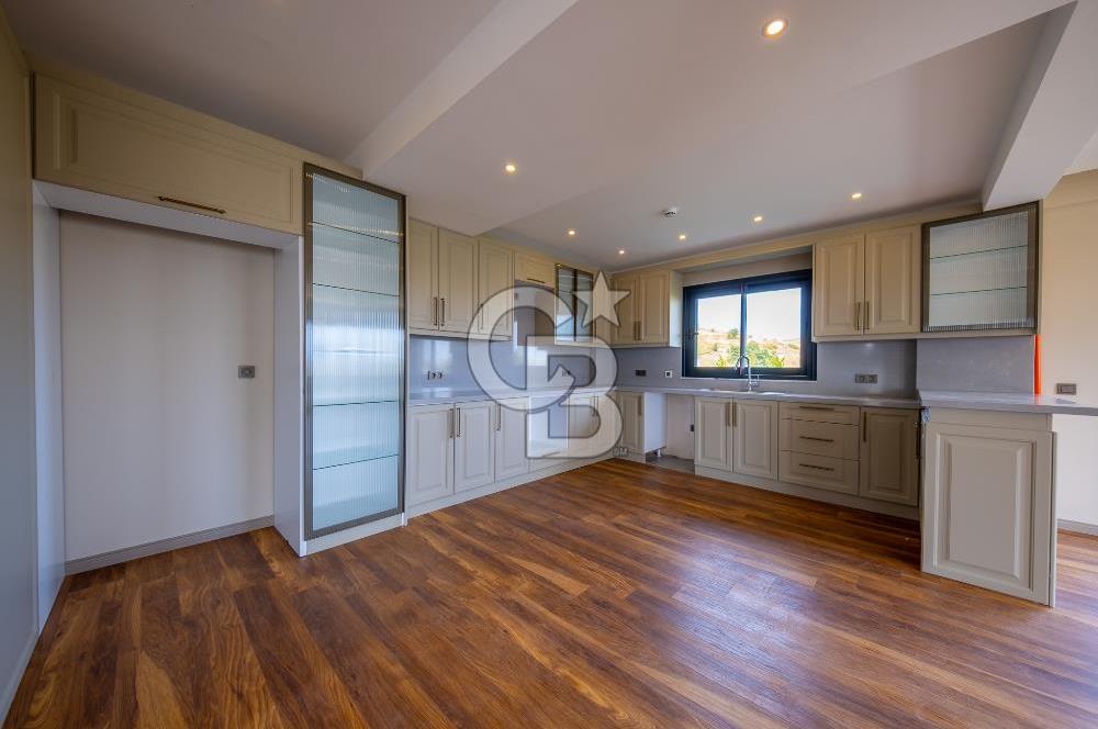 800 M2 ARSA İÇERİSİNDE MÜSTAKİL HAVUZLU MUHTEŞEM VİLLA