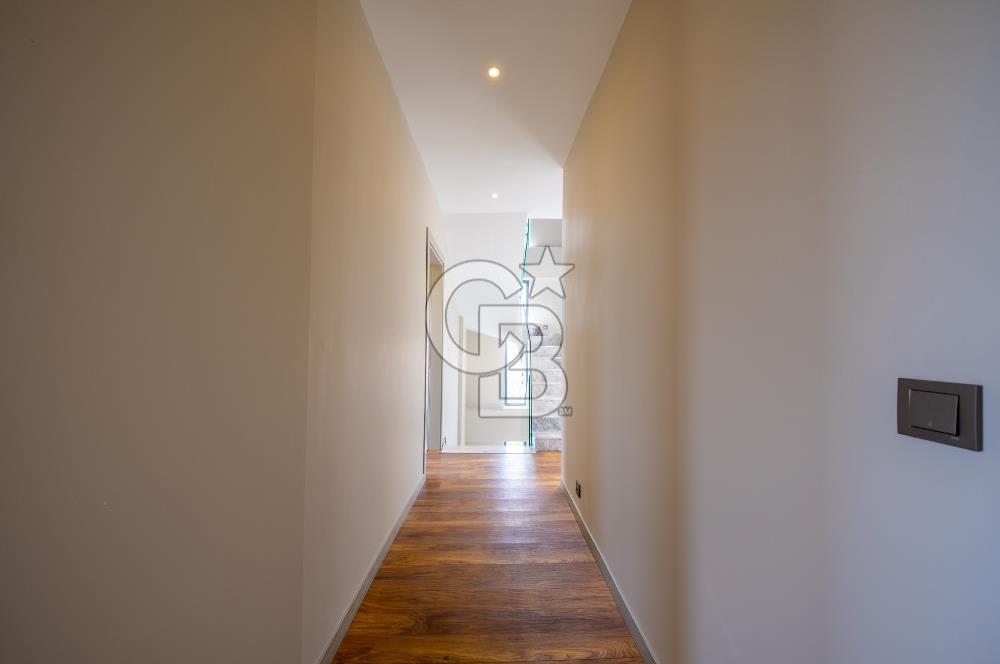 800 M2 ARSA İÇERİSİNDE MÜSTAKİL HAVUZLU MUHTEŞEM VİLLA