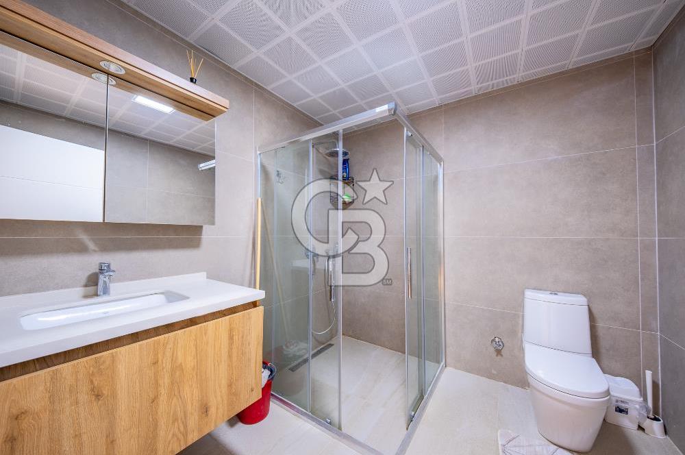 ÇEŞME AYASARANDA SATILIK DENİZ MANZARALI EŞYALI 2+1 REZİDANS