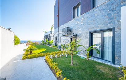 ÇEŞME AYASARANDA SATILIK DENİZ MANZARALI EŞYALI 2+1 REZİDANS