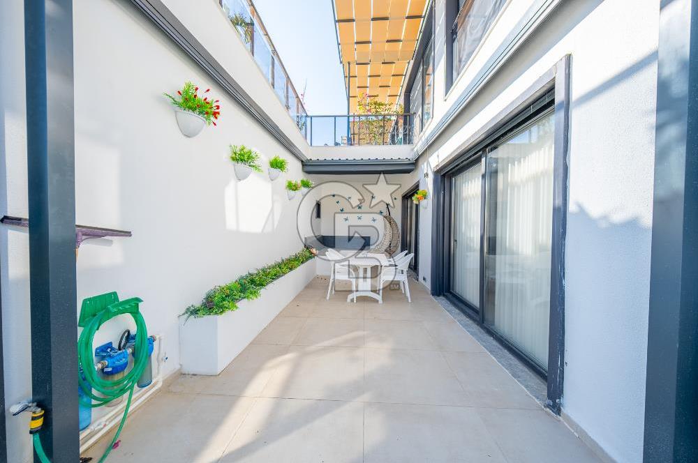 ÇEŞME AYASARANDA SATILIK DENİZ MANZARALI EŞYALI 2+1 REZİDANS