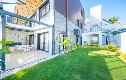 ÇEŞME AYASARANDA SATILIK DENİZ MANZARALI EŞYALI 2+1 REZİDANS