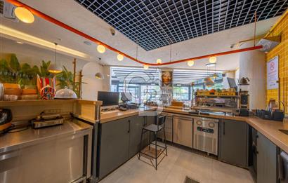 ÇEŞME AYASARANDA SATILIK DENİZ MANZARALI EŞYALI 2+1 REZİDANS