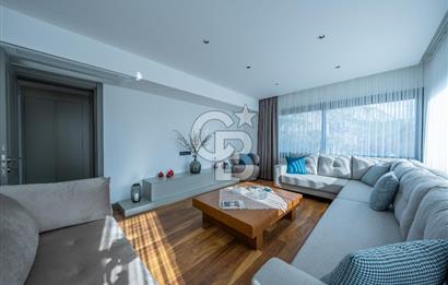 SIĞACIK YOLUNDA A PLUS KALİTE DE TAM MÜSTAKİL 6+2 HAVUZLU VİLLA