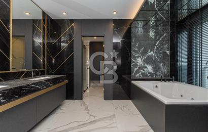 ANTALYA KONYAALTI LİMAN'DA SATILIK DENİZE SIFIR 7+1 DAİRE