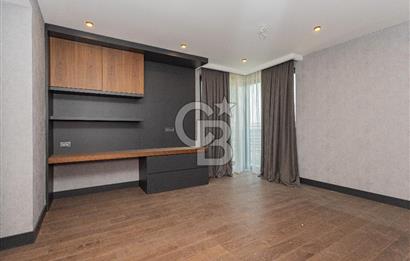 ANTALYA KONYAALTI LİMAN'DA SATILIK DENİZE SIFIR 7+1 DAİRE