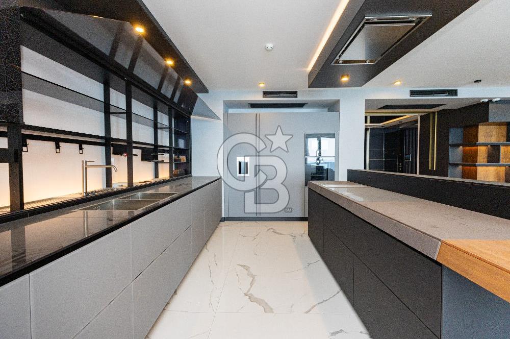 ANTALYA KONYAALTI LİMAN'DA SATILIK DENİZE SIFIR 7+1 DAİRE