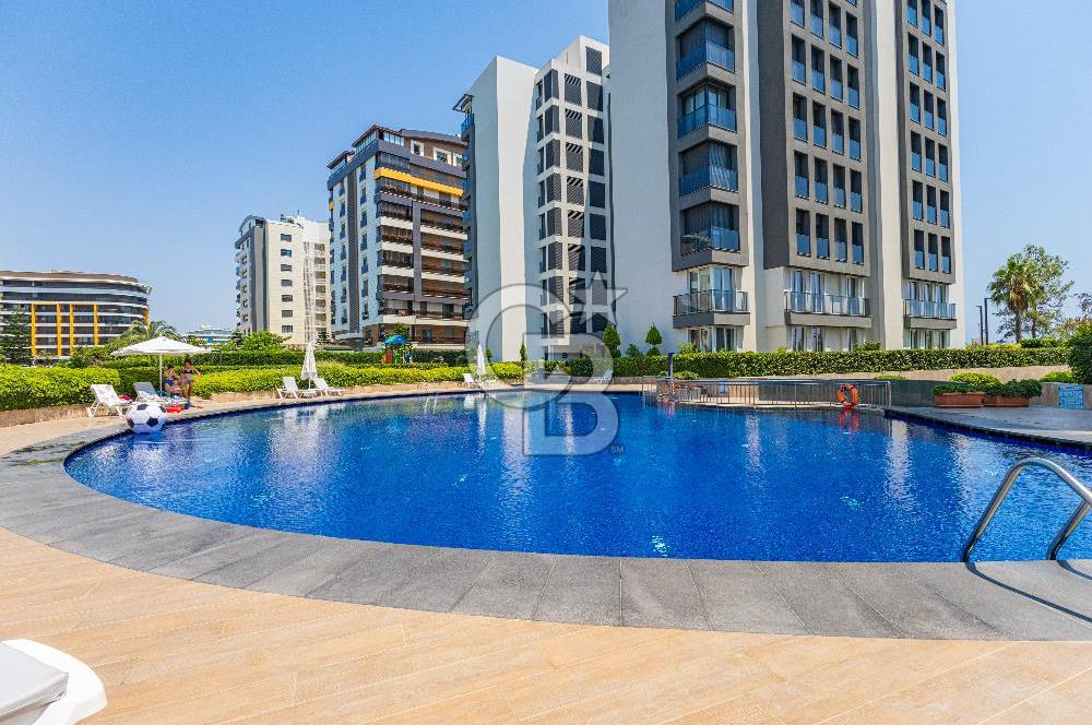 ANTALYA KONYAALTI LİMAN'DA SATILIK DENİZE SIFIR 7+1 DAİRE