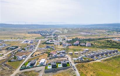 800 M2 ARSA İÇERİSİNDE MÜSTAKİL HAVUZLU MUHTEŞEM VİLLA