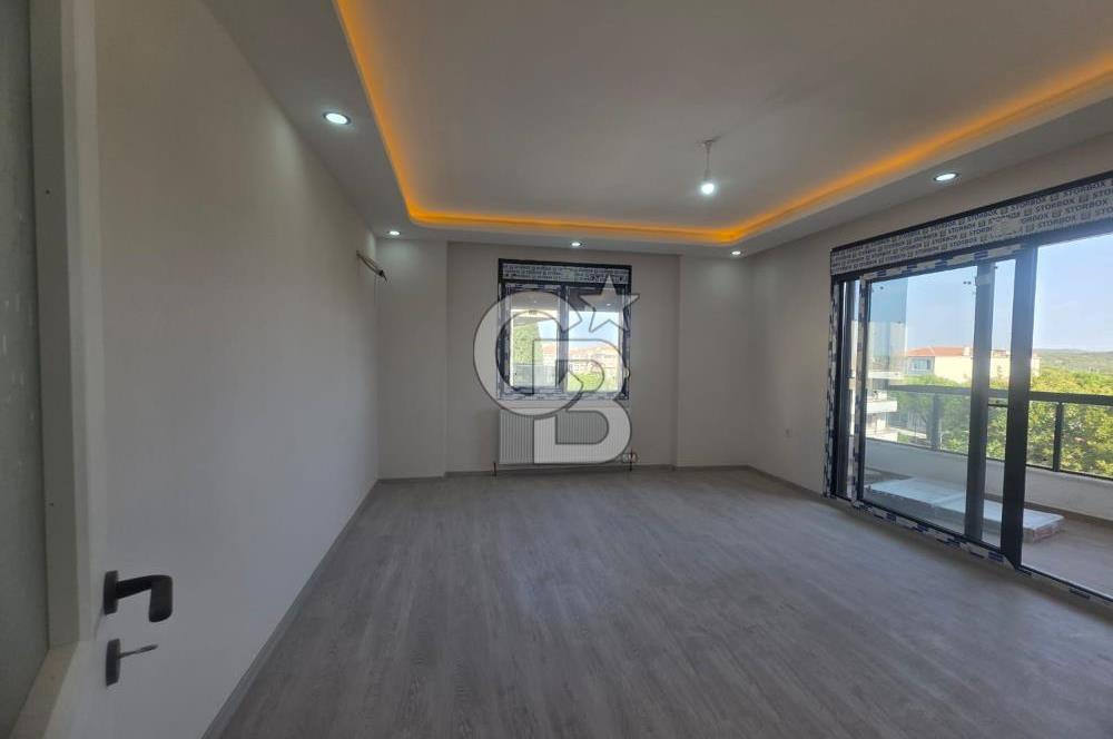 Ayvalık Altınova Merkezde 2+1 Asansörlü Sıfır Daire