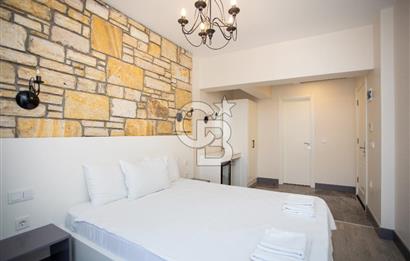 ESKİFOÇA DA SATILIK LÜKS BUTİK OTEL VE BAĞIMSIZ MÜŞTEMİLAT