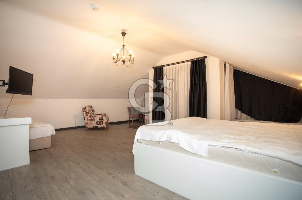 ESKİFOÇA DA SATILIK LÜKS BUTİK OTEL VE BAĞIMSIZ MÜŞTEMİLAT