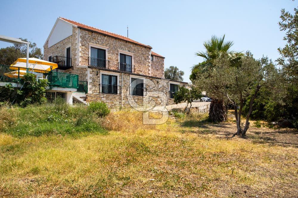 ESKİFOÇA DA SATILIK LÜKS BUTİK OTEL VE BAĞIMSIZ MÜŞTEMİLAT