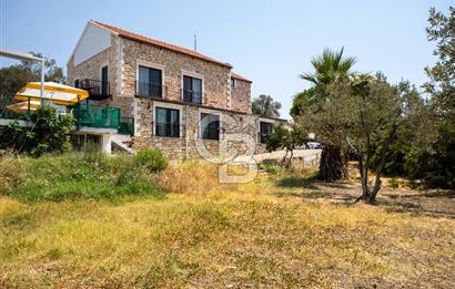 ESKİFOÇA DA SATILIK LÜKS BUTİK OTEL VE BAĞIMSIZ MÜŞTEMİLAT