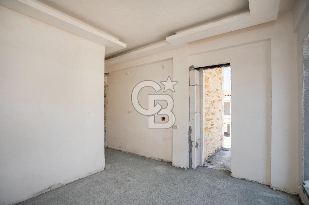 Eski Foça İsmetpaşa Mah. Satılık 5+1 Müstakil Villa