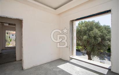 Eski Foça İsmetpaşa Mah. Satılık 5+1 Müstakil Villa