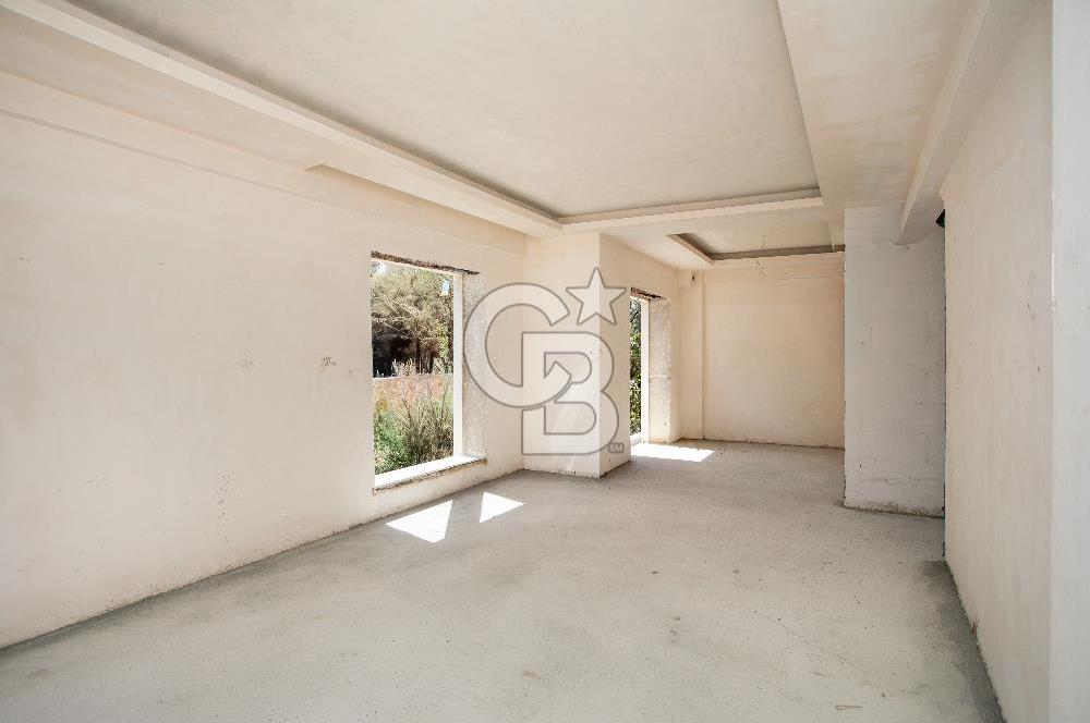 Eski Foça İsmetpaşa Mah. Satılık 5+1 Müstakil Villa