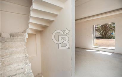 Eski Foça İsmetpaşa Mah. Satılık 5+1 Müstakil Villa
