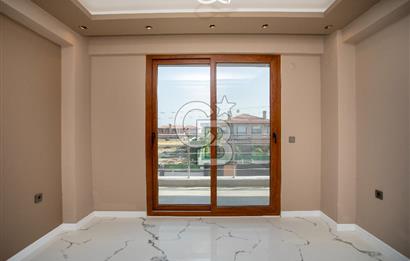 Foça Bağarası Villalar Bölgesinde Satılık 4+1 Müstakil Villa