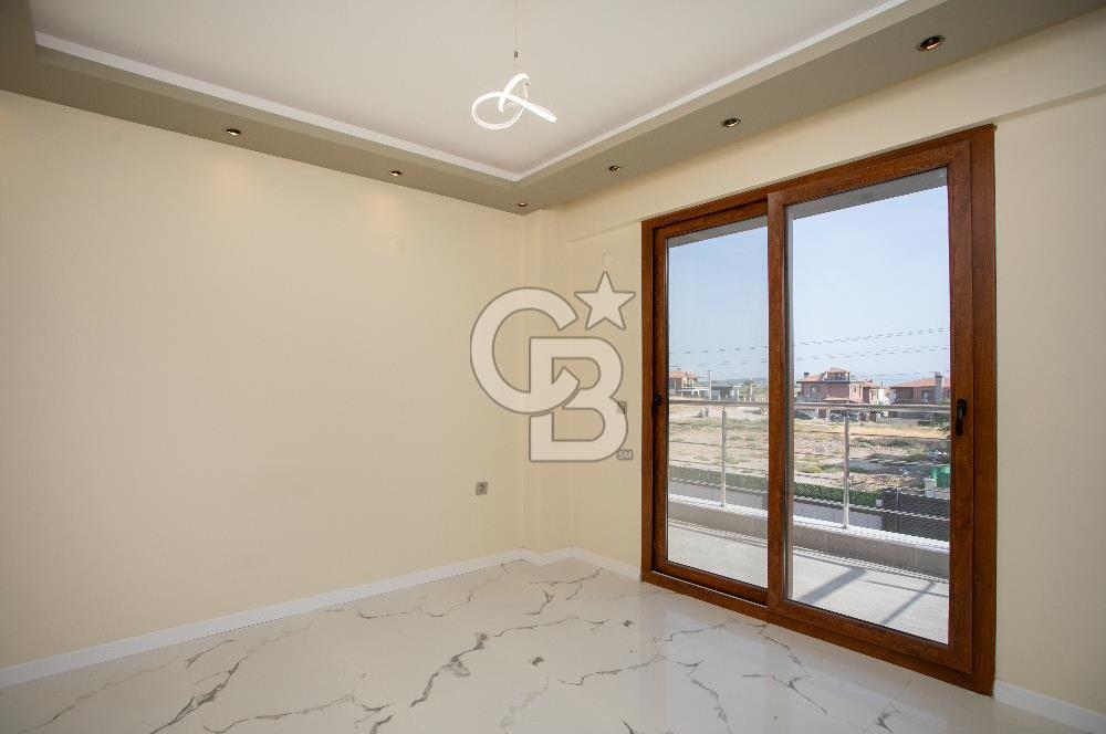 Foça Bağarası Villalar Bölgesinde Satılık 4+1 Müstakil Villa