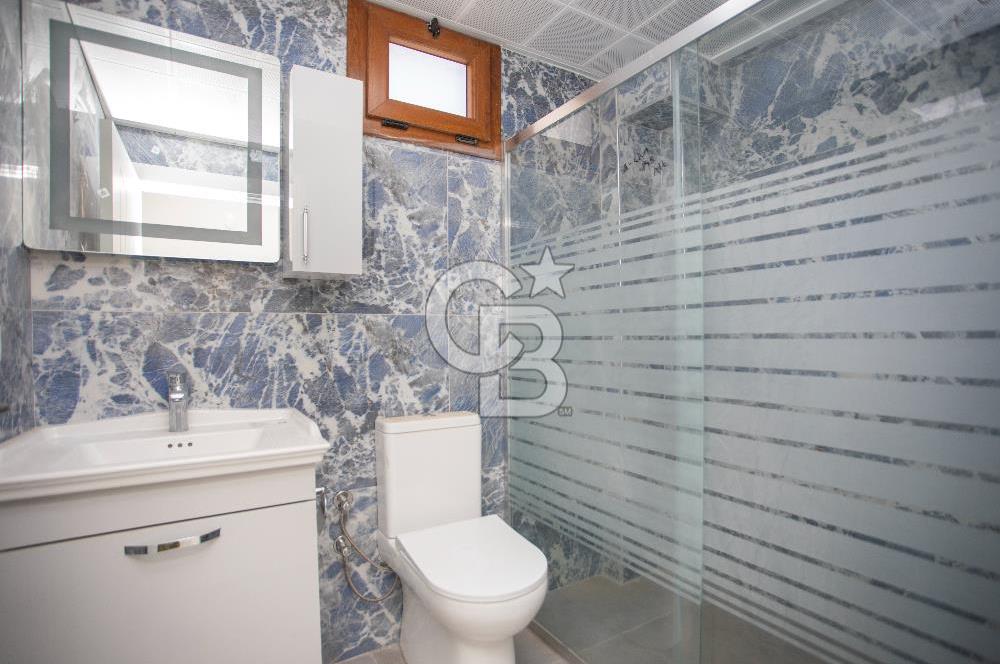 Foça Bağarası Villalar Bölgesinde Satılık 4+1 Müstakil Villa