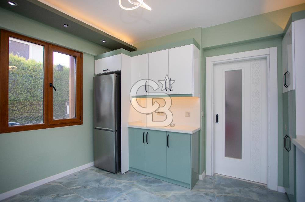 Foça Bağarası Villalar Bölgesinde Satılık 4+1 Müstakil Villa