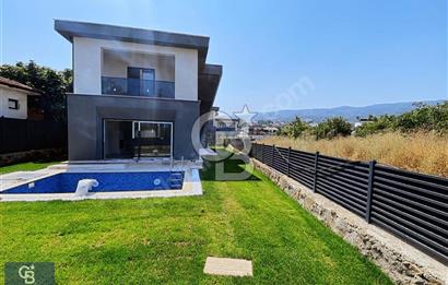  CB MAHALLDEN SAPANCA DE SATILIK 4+1 SİTE İÇİ MÜSTAKİL VİLLA