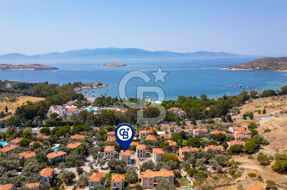 Eski Foça İsmetpaşa Mah. Satılık 5+1 Müstakil Villa