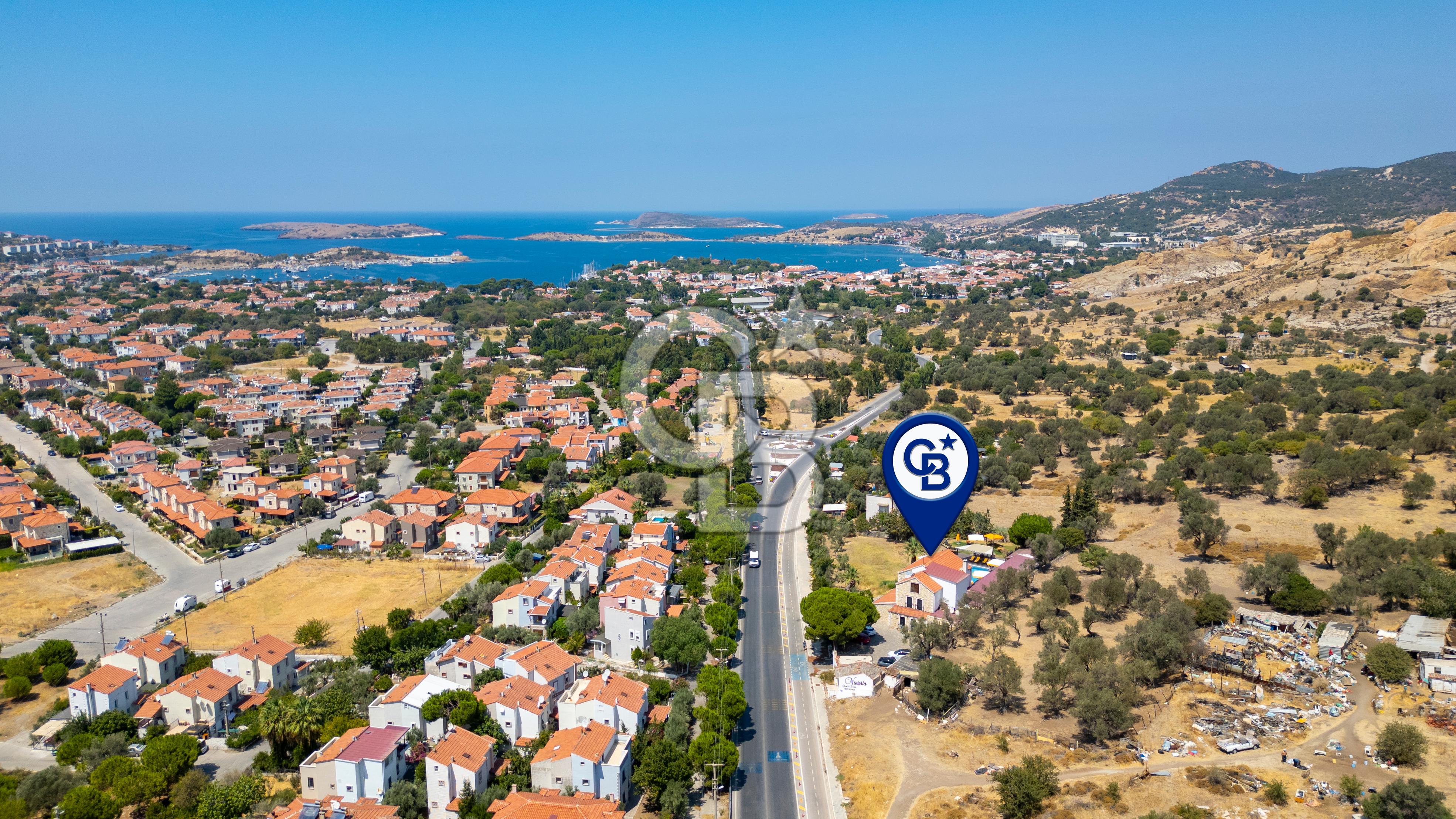 ESKİFOÇA DA SATILIK LÜKS BUTİK OTEL VE BAĞIMSIZ MÜŞTEMİLAT