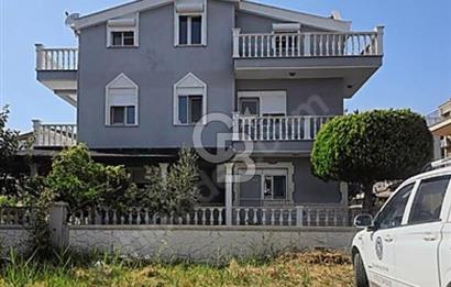 Ayvalık Altınova Yorgunda 5+1 Denize 200m Satılık Tripleks Villa